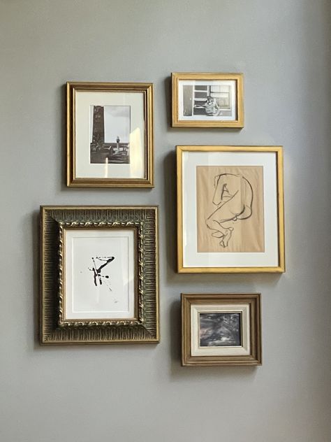 Small Gallery Wall 3 Frames, Gold And Black Frame Gallery Wall, Gold Picture Frame Wall Bedroom, Small Wall Picture Ideas, Oval Gallery Wall, Wall Of Gold Frames, Tiny Picture Frames Ideas, Brass Frame Gallery Wall, Picture Wall Ideas Bathroom