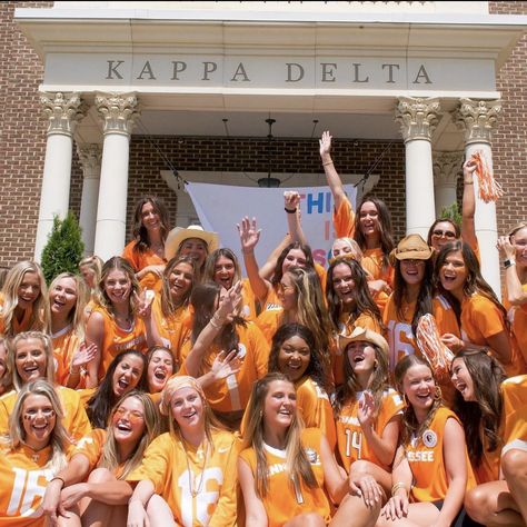 University Of Tennessee Sorority, Ut Knoxville Aesthetic, Univ Of Tennessee, University Of Tn, Tennessee Outfits, Gameday Fits, Rocky Top Tennessee, College Vision Board, Sorority House