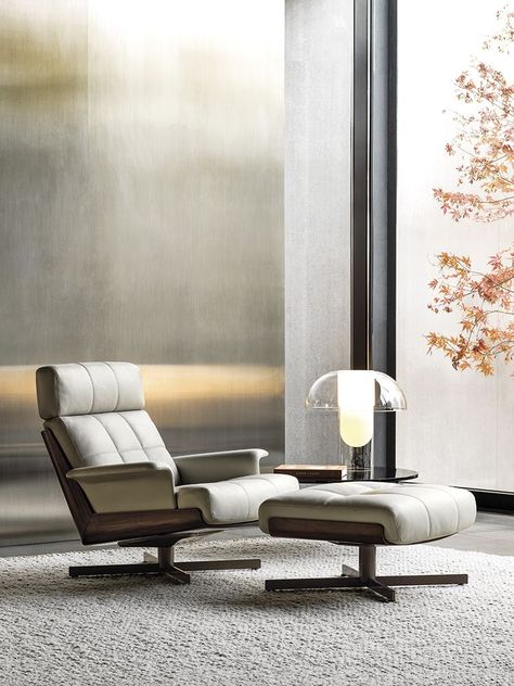 Minotti Sofa, Studio Mk27, Stylish Accent Chairs, Armchair With Ottoman, Seating Ideas, Unique Products Design, Large Armchair, Office Furniture Design, Single Sofa Chair