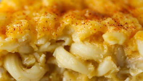 Spicy Macaroni and Cheese Spicy Macaroni, Baked Mac And Cheese Recipe, Baked Mac N Cheese, Baked Mac, Cheese Dishes, Mac N Cheese Recipe, Macaroni Cheese, Pasta Shapes, Dinner Is Served