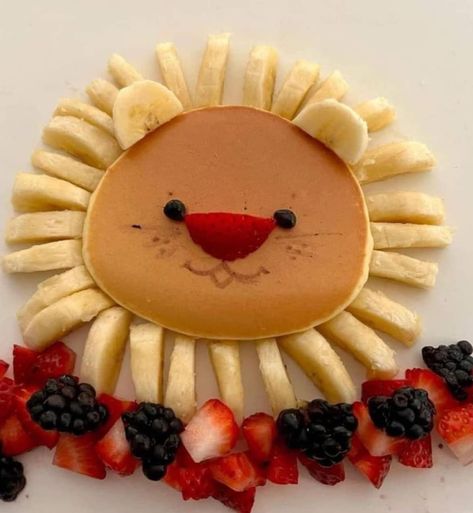 Lions Den, Toddler Breakfast, Decorações Com Comidas, Food Art For Kids, Birthday Breakfast, Cute Snacks, Easy Food Art, Toddler Snacks, Kids Food