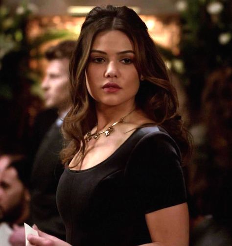 Jason Dilaurentis, Davina Claire, Danielle Campbell, Dark Brown Hair Color, Hair Wear, New Haircuts, Dark Wear, Hair Color Dark, The Vampire Diaries