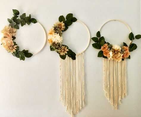 Hoop Wreaths, Simpul Makrame, Kitchen Cabinets Ideas, Photo Frame Decoration, Pola Macrame, Idee Babyshower, Stylish Wall Decor, Holiday Wreaths Diy, Diy Room Decor For Teens