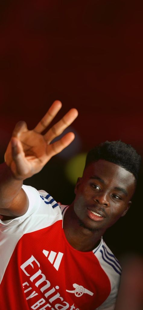 Saka Arsenal Wallpaper, Bukayo Saka Wallpaper Hd, Saka Wallpaper, Footballer Wallpaper, Arsenal Fc Art, Formal Letter, Arsenal Wallpapers, Arsenal Jersey, England Team