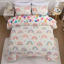 Rainbow Bed, Rainbow Pattern Design, Girls Comforter Sets, Rainbow Comforter, Star Bedding, Girl Comforters, Cozy Bedding Sets, Full Size Comforter, Twin Size Comforter