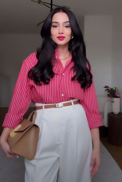 Samira Safi, Competition Outfit, Healing Books, Tan Shoulder Bag, Office Casual Outfit, Professional Outfits Women, Stylish Work Attire, Everyday Fashion Outfits, Trending Fashion Outfits