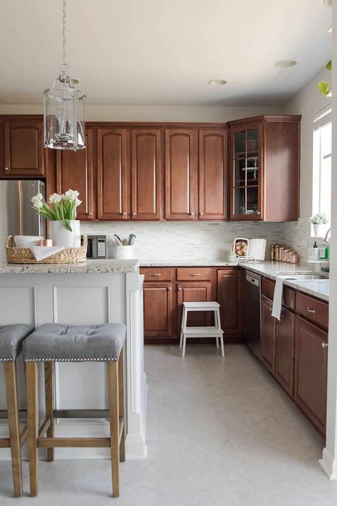 Cherry Cabinets White Island, Cherry Cabinets With White Island, Modern Kitchen With Cherry Cabinets, Modern Cherry Kitchen, Light Cherry Kitchen Cabinets, Cherry Cabinet Kitchen, Cherry Kitchen Island, Cherry Kitchen Cabinets, Kitchen Remodeling Ideas