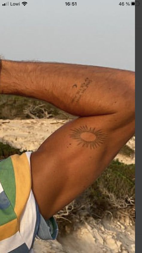 Sun Tattoo For Men, Mexican Sun Tattoo, Beach Tattoo For Men, Sun Rise Tattoo, Sun Tattoo Men, Sun Shoulder Tattoo, Argentina Tattoo, Tattoo Now, Sun Tattoos