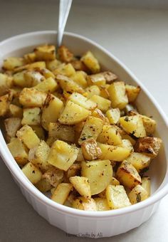 Oven Roasted Ranch Potatoes - a deliciously simple side dish Ranch Powder Recipe Meals, What Goes With Hamburgers, Roasted Ranch Potatoes, Simple Sides, Ranch Potatoes, Ranch Mix, Yellow Potatoes, Potato Recipes Side Dishes, Potato Sides