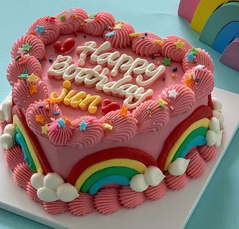 Pastel Cakes, Cute Baking, Creative Birthday Cakes, Simple Birthday Cake, Think Food, Pretty Birthday Cakes, Cute Birthday Cakes, Just Cakes, Cute Desserts