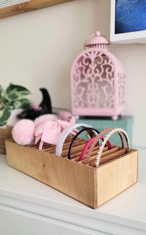 Hair Band Organizer, Hairband Organizer, Hairband Storage, Hair Band Storage, Diy Hair Band, Kpop Ideas, Organizer Diy, Ruby On Rails, Organizer Ideas