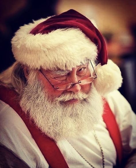 Santa Claus Photography, Santa Pics, Santa Claus Pictures, Santa Paintings, Santa Claus Images, Santa Photos, Santa Pictures, Santa Clause, Mrs Claus