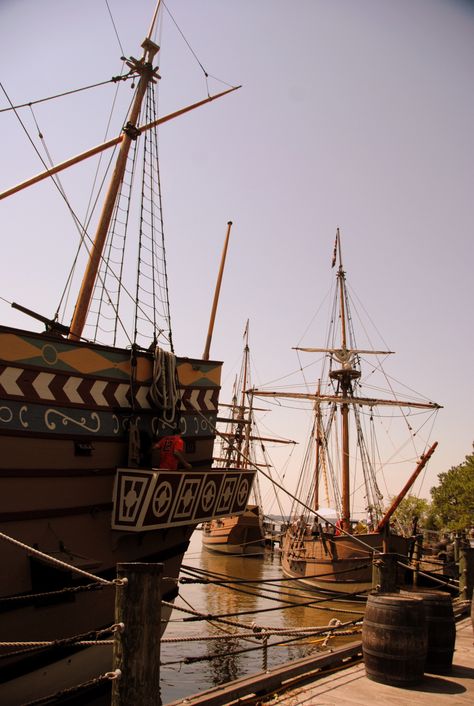 Ships at Jamestown Settlement 50 States Map, James Town, Jamestown Va, Visit All 50 States, Geographic Features, Jamestown Settlement, Jamestown Virginia, Usa Holiday, American Festivals