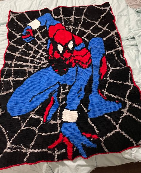 A blanket for kids or collectors. Handmade crochet and tapestry. Spider Man Crochet Blanket, Crochet Spiderman Blanket, Spiderman Crochet Blanket, Crochet Tapestry Blanket, Tapestry Crochet Blanket, Spiderman Blanket, Disney Swag, Scary Drawings, Crochet Idea