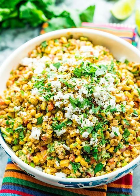 This Mexican street corn salad, also known as Esquites, is smoky, spicy, tangy and incredibly delicious. If you love the Mexican corn on the cob then you will love this version. Street Corn Salsa, Elote Corn, Grilled Peach Salad, Street Corn Salad, Mexican Corn Salad, Corn Salsa Recipe, Healthy Mexican Recipes, Corn Pasta, Salad Avocado