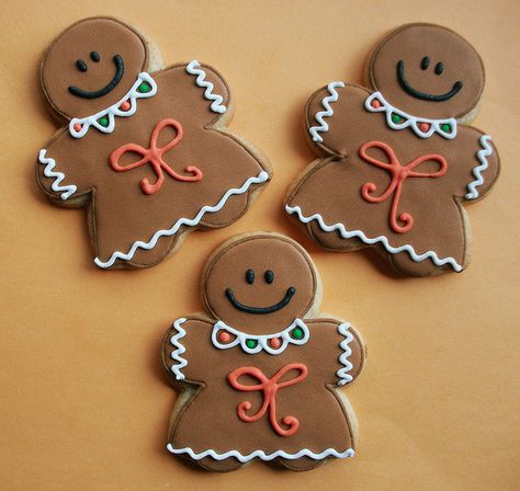 Gingerbread ladies Gingerbread People, Gingerbread Lady, Cookie Party, Ginger Cookies, Creative Cookies, Cookie Inspiration, The Order, Cookie Jars, Holiday Treats