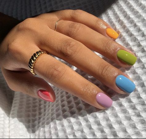 Different Color Nails, Multicolored Nails, Cute Short Nails, May Nails, Shellac Nails, Rainbow Nails, Pastel Nails, Dream Nails, Funky Nails