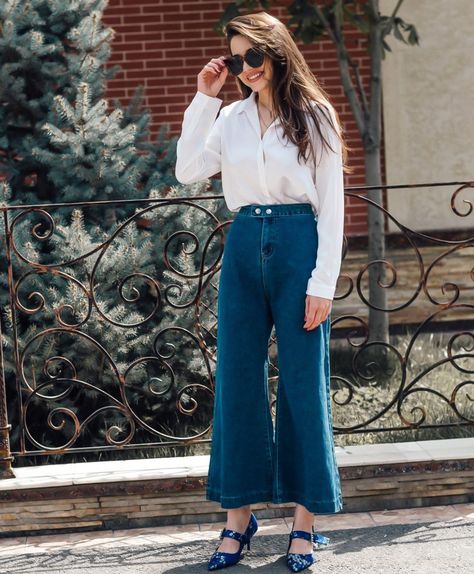 White Silk Blouse Outfit, Silk Blouse Outfit, Blue Wide Leg Jeans, High Waisted Slacks, White Silk Top, Wide Legged Jeans, How To Look Expensive, Black Silk Blouse, White Silk Blouse