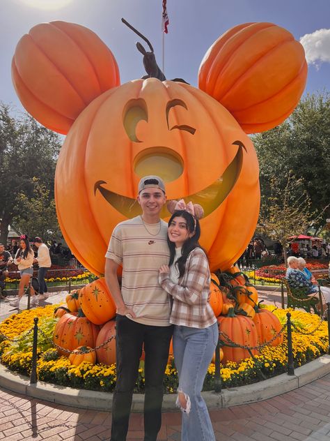 Disneyland halloween, DCA, Disneyland outfit ideas, biege cardigan, fall vibes, fall outfits for disneyland, disney style Couple Fall Outfits, Disneyland Couple, Halloween Time At Disneyland, Mummy Hot Dogs, Spooky Dinner, Youtube Halloween, Charlie Brown Halloween, Disneyland Halloween, Disneyland Pictures