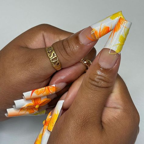 Gelxnails / acrylic nails | freestyle orange & yellow flowers 🧡🧡 #gelxnails | Instagram Yellow And Orange Nails Design, Acrylic Nails Freestyle, Nails Freestyle, Orange Acrylic Nails, Poppin Nails, Hot Nail Designs, Classy Acrylic, Orange Nail Designs, Dope Nail Designs