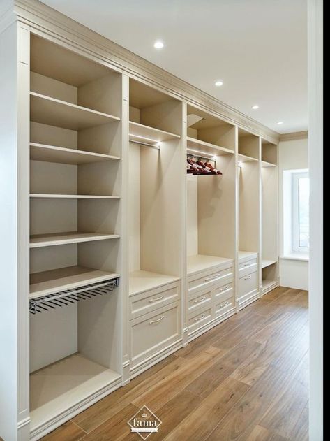 Modern Bedroom Wardrobe, Master Closet Design, Dressing Room Closet, Dream Closet Design, Beautiful Closets, Walk In Closet Design, Closet Design Layout, Luxury Closets Design, Closet Renovation