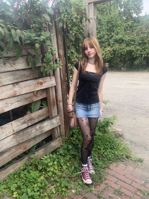 Skirt Over Jeans 2000s, Grunge Fits Summer, Loner Outfit, Emily Skinner Aesthetic, Shorts Over Tights Outfit, Twee Summer Outfits, 2015 Aesthetic Outfits, What To Wear On Your Birthday, Low Waisted Shorts Outfit