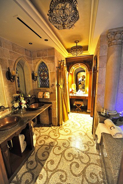 Cinderella Castle Suite Bathroom - Magic Kingdom Gryffindor Dorm, Hogwarts Dorm, Cinderella Suite, Casa Disney, Royal Bathroom, Casa Hobbit, Cinderella's Castle, Famous Castles, Sleeping Beauty Castle