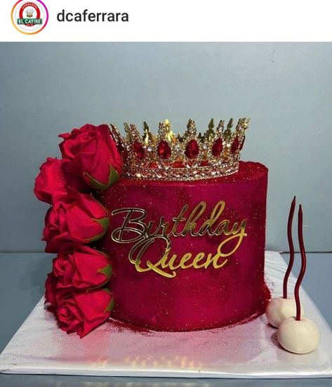 Bolos Aesthetic, Glamour Cake, Birthday 13, Red Birthday Cakes, Mini Pastel, 40th Cake, 47th Birthday, 17th Birthday Ideas, Queen Cakes