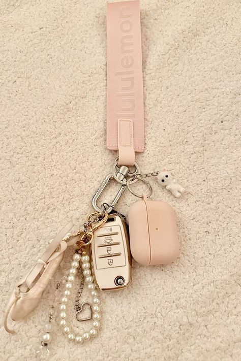 #passengerprincess #car #honda #whitekeychain #stanley #whitebow #whiteribbon #selfcare #cleangirl #productive #grateful #aesthetic #lifestyle #clean #vanillagirl #vanilla #coquette #richgirl #girl #coquette #selflove #cozy #cute #pretty #love Key Ring Aesthetic, Aesthetic Car Keys, Grateful Aesthetic, Vanilla Coquette, Car Keychain Aesthetic, Car Keys Aesthetic, Car Keychain Ideas, Keychain Aesthetic, Cute Key Chain