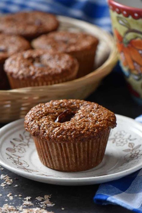 Healthy Bran Muffin Recipe, Bran Muffins Healthy, Date Muffins, January Recipes, Bran Muffin, Biscuits Recipes, Bran Muffin Recipes, Muffins Easy, Bran Muffins