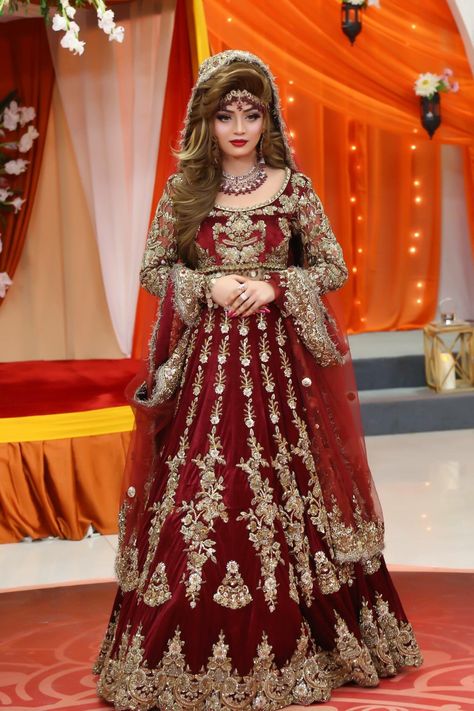 Kashees Bridal Dresses, Kashee Bridal, Kashee's Bridal Dresses, Aliza Shah, Pakistani Brides, Designer Bridal Lehenga Choli, Mehndi Dress, Latest Bridal Lehenga, Bridal Lehenga Collection