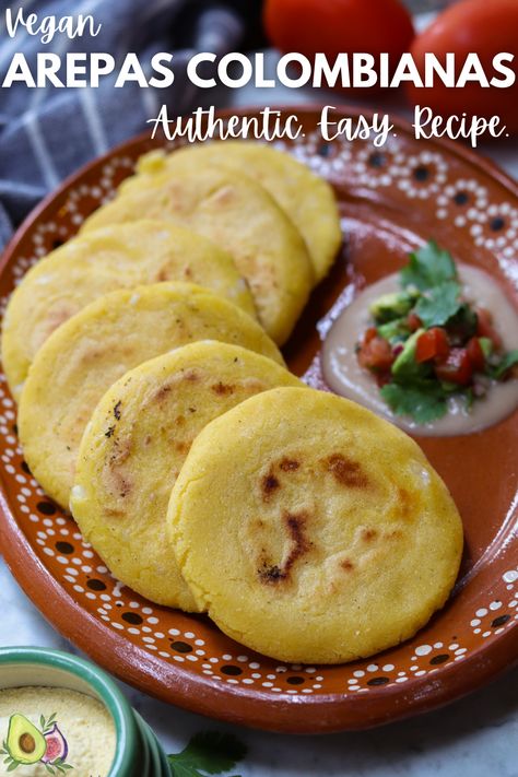 Arepa Recipe, Cheap Vegan Meal Plan, Arepas Recipe, Cheap Vegan Meals, Healthy Vegan Dinner Recipes, Best Vegan Desserts, Healthy Vegan Dinner, Vegan Mexican Recipes, Plant Based Recipes Easy