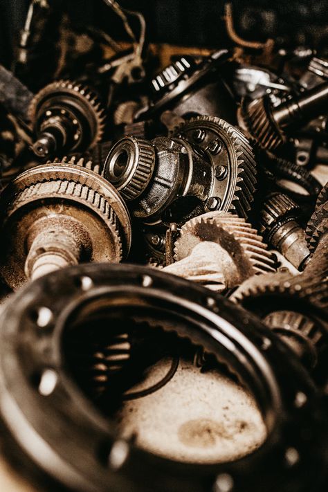 assorted gears macro photography photo – Free Machine Image on Unsplash Firefly Character, Mechanic Aesthetic, Junk Hauling, Machine Image, Internet Icon, Junk Removal Service, White Truck, Brand Values, Junk Yard