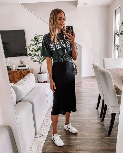 White Sneakers Outfit: 16 White Sneakers Outfit Ideas Dress With Tshirt, Slip Skirt Outfit, Black Sneakers Outfit, Silk Skirt Outfit, Skirts With Sneakers, Satin Skirt Outfit, Black Silk Skirt, White Sneakers Outfit, Midi Skirt Outfit