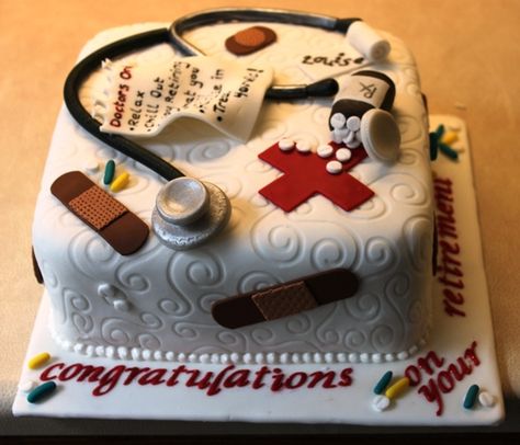 Nurse Retirement cake by Angels Cupcakes, via Flickr Nurse Retirement Cake, Kidney Cake, Nurse Cakes, Nursing Graduation Cakes, Medical Cake, Nurse Cake, Doctor Cake, Nursing Cake, Retirement Cake