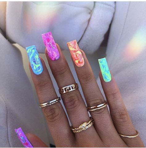 Nails And Rings, Multicolored Nails, Smink Inspiration, Cute Acrylic Nail Designs, Glow Nails, Dope Nail Designs, Acrylic Nails Coffin Short, Summer Acrylic Nails, Neon Nails