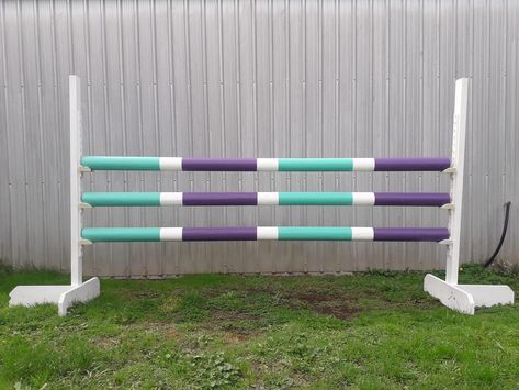 Horse Jumps Painting, Horse Jump Pole Designs, Horse Jump Paint Ideas, Diy Jumps, Miniature Horse Tack, Stadium Jumping, Cross Country Jumps, Horsey Life, Horse Jumps