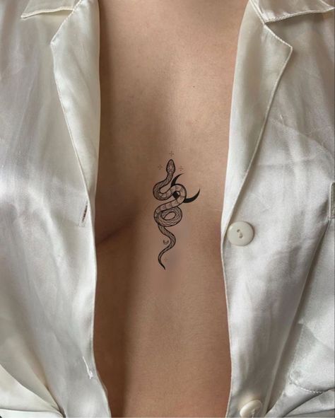 Inspiration Tattoos, Stylist Tattoos, Lip Tattoos, Dainty Tattoos, Snake Tattoo, Dope Tattoos, Simplistic Tattoos, Fine Line Tattoos, S Tattoo