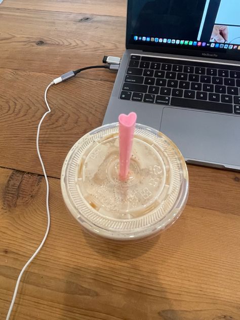 This is adorable, HEART STRAW Summer Before Senior Year, Straw Aesthetic, Heart Straws, Hearts And Stars, Things I Need, Senior Year, My Future, Heart Shapes, Straw