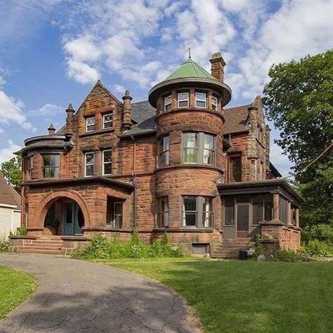 Historical Homes Of America on Instagram: “188 Victoria Street E, Amherst, Nova Scotia, B4H1Y5 7 beds ¦ 3 baths ¦ 0.74 acres, Built in 1905! $579,000! Cathy LeBlanc ¦ RE/MAX ¦…” Richardsonian Romanesque, Amherst Nova Scotia, Castle Inspiration, Apartment Nyc, Character Homes, Modern Castle, Old Mansions, Unusual Homes, Garden District