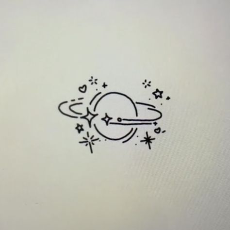 Simple Skz Drawings, Skz Doodles Art, Skz Inspired Drawings, Small Simple Doodles, Cute Saturn Doodle, Skz Doodle Art Journals, Stray Kids Tattoo Ideas, Stray Kids Tattoo, Kpop Doodles