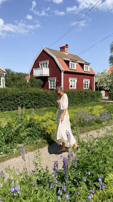 Scandinavian Astethic, Scandinavian Lifestyle Aesthetic, Scandinavia Aesthetics, Summer In Scandinavia, Scandinavian Summer Aesthetic, Sweden Life, Scandinavian Summer House, Sweden Home, Sweden Aesthetic