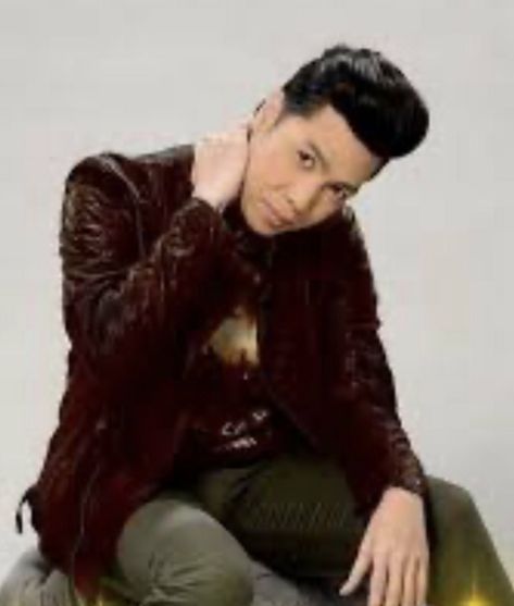 Vice Ganda, Tagalog Quotes Funny, Tagalog Quotes, Reaction Pictures, Pretty Wallpapers, Philippines, Bring It On, Memes, Quick Saves