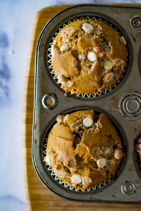 White Chocolate Chip Pumpkin Muffins With Chocolate Chunks - crave the good White Chocolate Pumpkin Muffins, Pumpkin White Chocolate Chip Muffins, Chocolate Chip Pumpkin Muffins, Pumpkin White Chocolate, Chocolate Pumpkin Muffins, Choc Chip Muffins, Muffins With Chocolate, White Chocolate Muffins, Jumbo Muffins