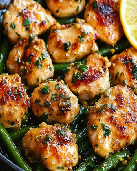 Try this Lemon Garlic Butter Chicken Recipe for a quick and tasty dinner! Juicy chicken thighs with green beans in a zesty garlic butter Butter Chicken Thigh Recipes, Lemon Garlic Butter Chicken, Juicy Chicken Thighs, Butter Chicken Recipe Easy, Nourishing Food, Lemon Butter Chicken, Tasty Dinner, Onion Chicken, Butter Chicken Recipe