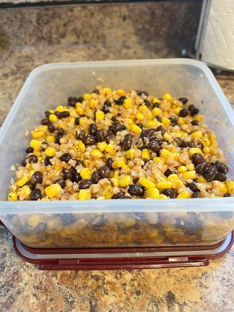 Taco style rice and Beans - All Recipes Club Southern Fried Pork Chops, Rice And Beans Recipe, Taco Rice, Apple Salad Recipes, Plant Based Soups, Rice And Beans, Points Recipes, Easy Taco, Homemade Tacos