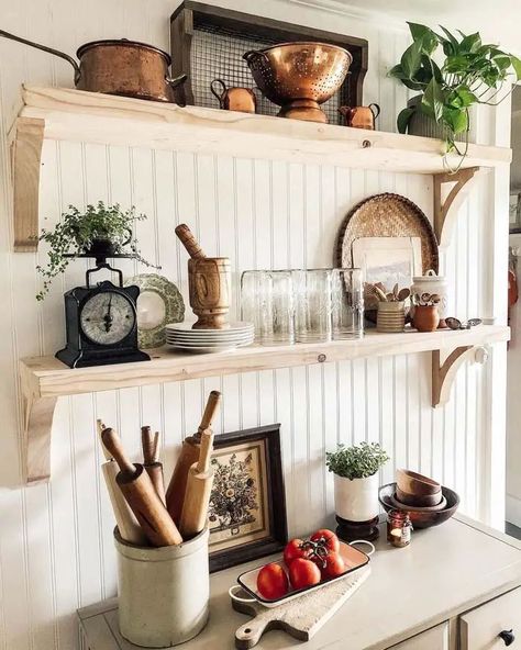 Blonde Wood Shelves For Your Airy Kitchen Kitchen Shelf Decor Ideas, Farmhouse Shelves Decor, Diy Kitchen Shelves, Kitchen Floating Shelves, Dining Room Shelves, Farmhouse Buffet, Kitchen Shelf Decor, Kitchen Wall Shelves, Kitchen Buffet