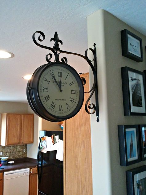 Creative wall clock ideas Modern wall clock ideas 2023 Home decorations Top wall clock decor Gothic Bedroom Furniture, Wall Clock Ideas, Wall Watches, Giant Wall Clock, Wall Clock Kits, Conservatory Design, Clock Ideas, Bedroom Wall Clock, Kitchen Clocks