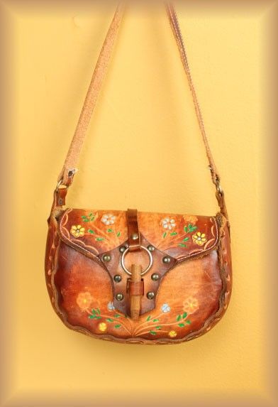 Yep! I had one! Totally 70's! Hand Painted Leather Bag, Painted Leather Bag, Floral Handbags, Hand Painted Leather, Retro Mode, Vintage Memory, Leather Floral, Love Vintage, Hand Tooled Leather