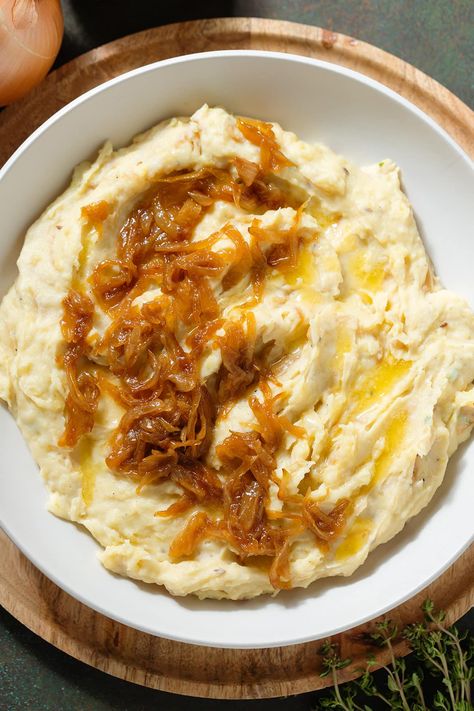 These Caramelized Onion Mashed Potatoes are inspired by french onion soup. They're creamy, fluffy, and so flavorful from the caramelized onions. You can serve them with roasted meat, chicken, or vegetables for weeknight dinner or at Thanksgiving. They're not your regular mashed potatoes, perfect for special occasions, but they're still simple and easy to make! Onion Mashed Potatoes, Balanced Dinner Ideas, Quick And Easy Weeknight Dinners, Balanced Dinner, Time And Patience, Easy Potato Recipes, Potato Onion, Leftover Mashed Potatoes, Second Breakfast